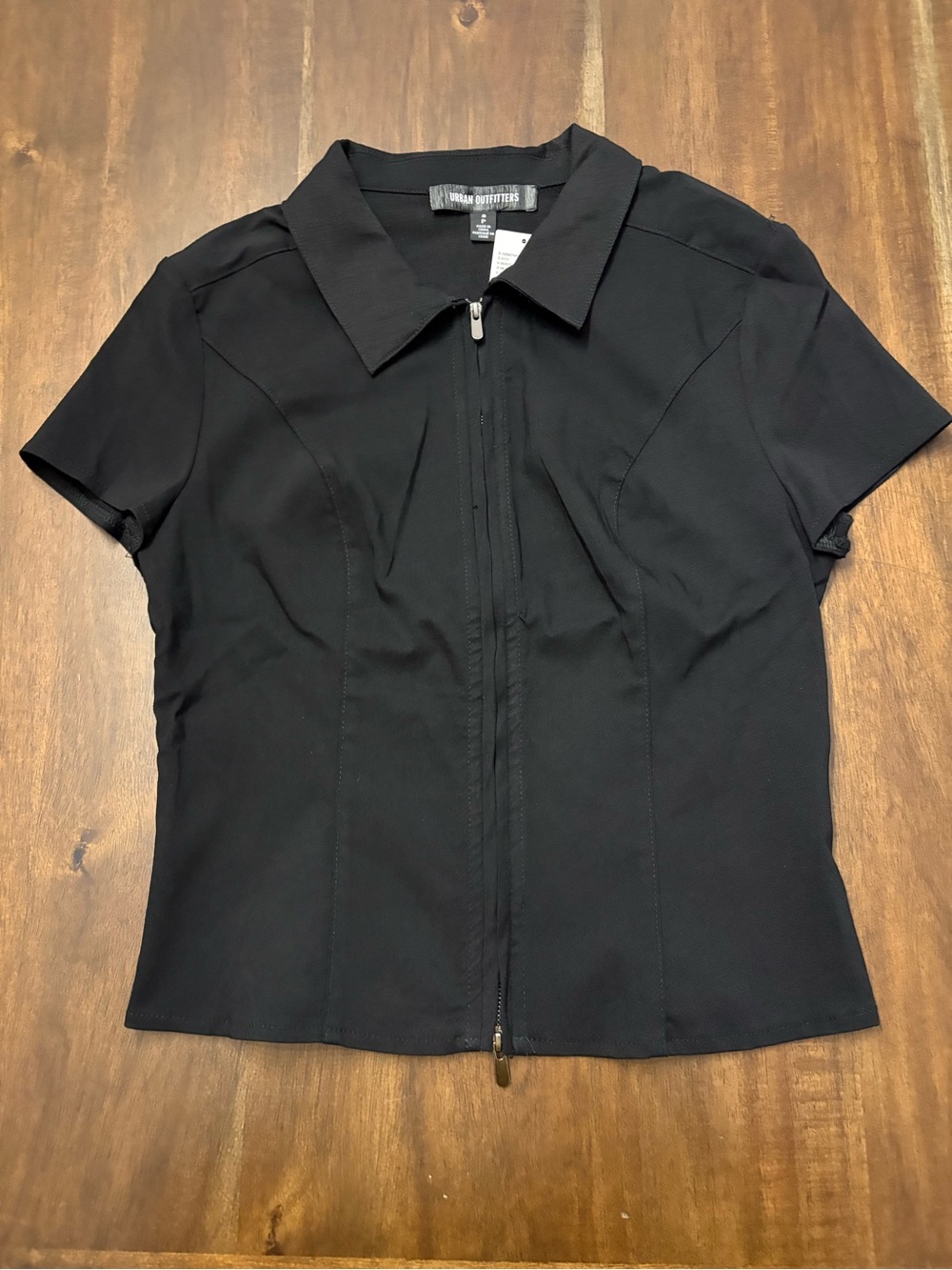 Urban Outfitters Black Short-Sleeve Zip Front Button-Down Shirt